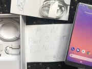 GooglePixel3XL提前被国外达人开箱，疑似附赠USB-C版PixelBuds耳机