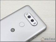 LGV20开箱评测搭载双屏幕、广角双镜头、随盒附B＆OPLAY耳机可换电池的金属旗舰机(LGH990DS)