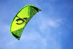 拦截海拔 500 米狂风，西班牙打造风筝发电设备