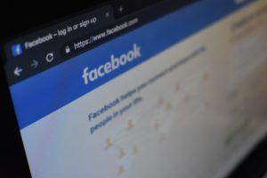 Facebook 被揭发使用双重验证电话号码做账号搜寻用途