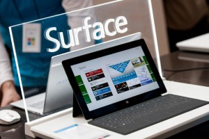 开卖 18 个月，微软 Surface 平板还是亏钱