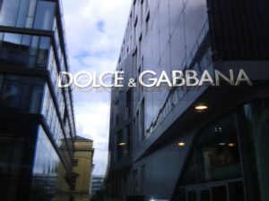 D&G 辱中风波未平息，电商管道几被切断