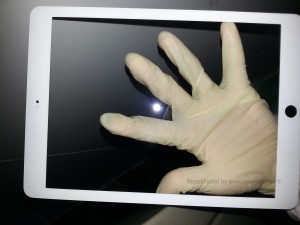 iPad 5 白色窄边框面板零件现身