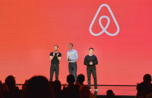 Airbnb CFO 突然离职，IPO 遥遥无期