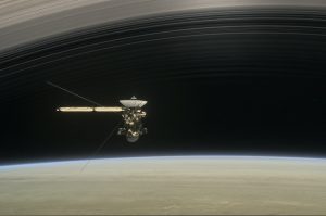 NASA 卡西尼号最后任务，将穿越土星环深入探测大气