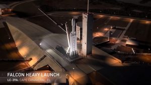 SpaceX 宣布 11 月发射重型猎鹰火箭，但愿别再出意外