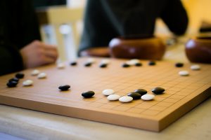 AlphaGo 已经很厉害了，和柯洁对战还有意义吗？