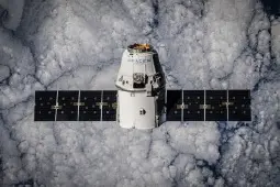 私人付费绕月，SpaceX 明年首航