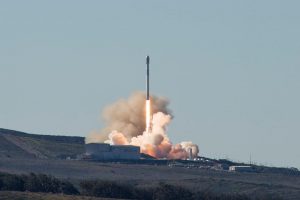 SpaceX 自 2016 年火箭事故后首次发射任务成功