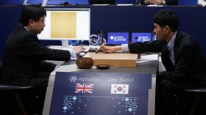 Google 人工智能 AlphaGo 对战韩国棋王李世乭第一盘：电脑胜