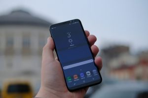 Galaxy S9 要用？传三星 PCB 制造商大规模投资类载板