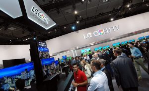 LGD 赴中国生产 OLED 是为了 Sony 大单？传 2019 年产能倍增