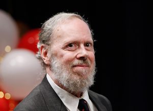 与乔布斯同年过世的 C 语言/UNIX 之父 Dennis Ritchie，在社群网站上又死了一次