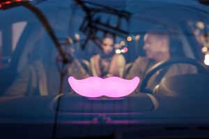 通用欲出价 60 亿美元，Lyft ：至少 80 亿