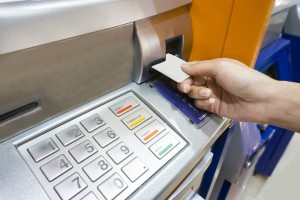 揭密 ATM 攻击： 从 ATM 提款机抢钱的途径有哪些？