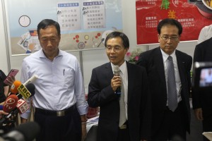 戴正吴发放夏普日本国内员工每人 3,000 日圆感谢费激励士气