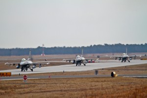 电脑系统惨当机，美国空军 10 万笔案件资料没了