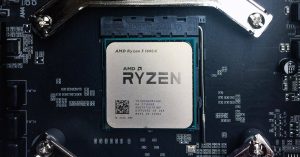 拜新处理器 RYZEN 推出加持，AMD 在 2017 年首季市占率冲破 20%