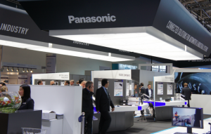 Panasonic 再裁员？传解散数码相机部门、卖面板产线