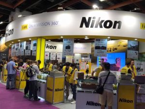 愿退人数超预期，数码相机惨！Nikon 砍财测