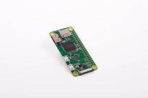 树莓派推出新产品 Raspberry Pi Zero W，内建 Wi-Fi 及蓝牙模组的 10 美元电脑