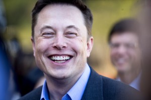 等了 13 年，Elon Musk 终于拿到了 tesla.com 的网域名称