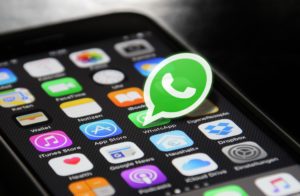 WhatsApp 将推新功能，用户更易辨识假新闻