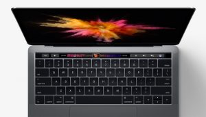 部分买了 Touch Bar 版本的 MacBook Pro 用户抱怨，电池续航力仅有 3 到 6 个小时