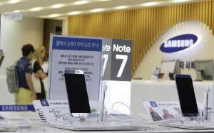 糗！三星 Galaxy Note 7 爆炸原因还在查，且影响 Galaxy S8 研发时间