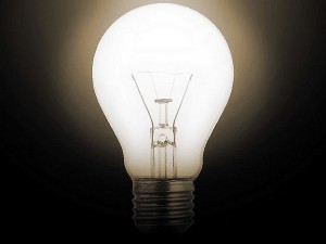 不敌淡季压力，7 月全球 LED 灯泡持续跌价