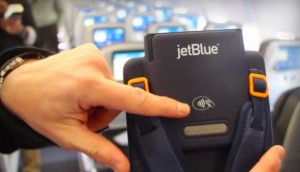 Apple Pay 签下 JetBlue，机上购物更省时