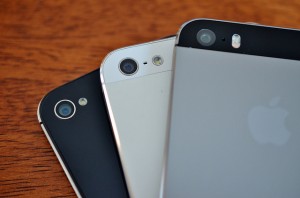 分析师：不只 5.5 吋，2017 年新 iPhone 将全面改换玻璃背盖