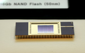 Nand Flash 下半年吹起缺货潮，模组厂乐