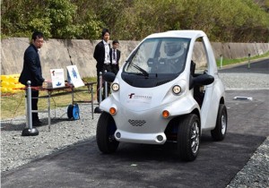 日本黑科技，丰桥大学研发无电池电动车