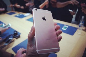 中国山寨商：不论要改机或换机，玫瑰金 iPhone 6s，我们都准备好了！