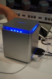 Computex 2013 速报－40,000 mAh 行动电源，一次充饱 6 台装置