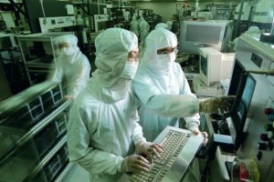 台积电完成首颗 3D 封装，巩固制程竞争力