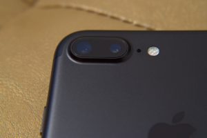 郭明錤：舜宇光抢进 iPhone 镜头供应链，对既有供应商冲击程度不一