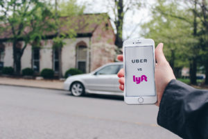 Uber、Lyft 拒绝出席国会听证会，回避劳工关系问题