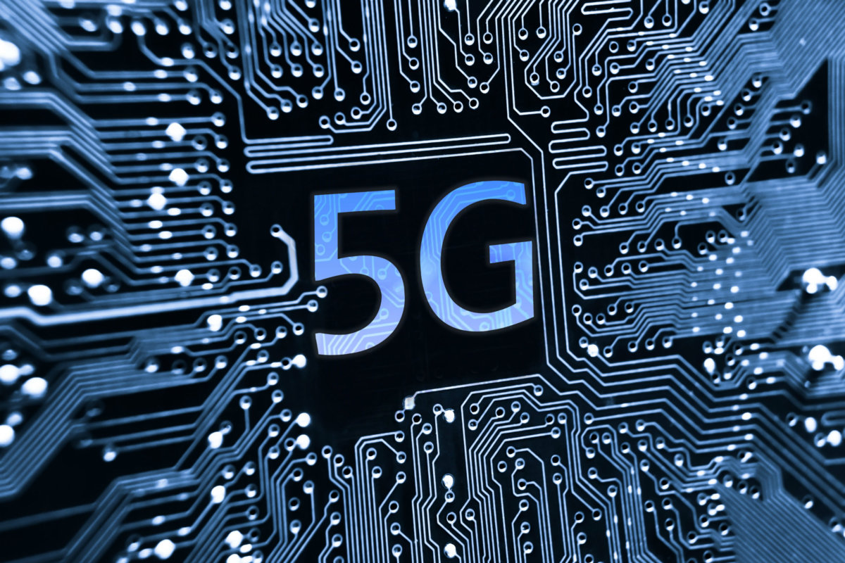 受惠旺季备货需求及 5G 产品需求带动，预估第四季全球晶圆代工产值季增 6%