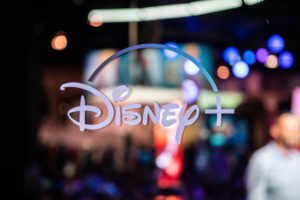 Disney+ 订户数展望乐观，迪士尼股价延续 2019 年牛气