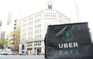 Uber Eats 将收购 Postmates 以弥补错失 Grubhub 之憾，在美市占可达 30%